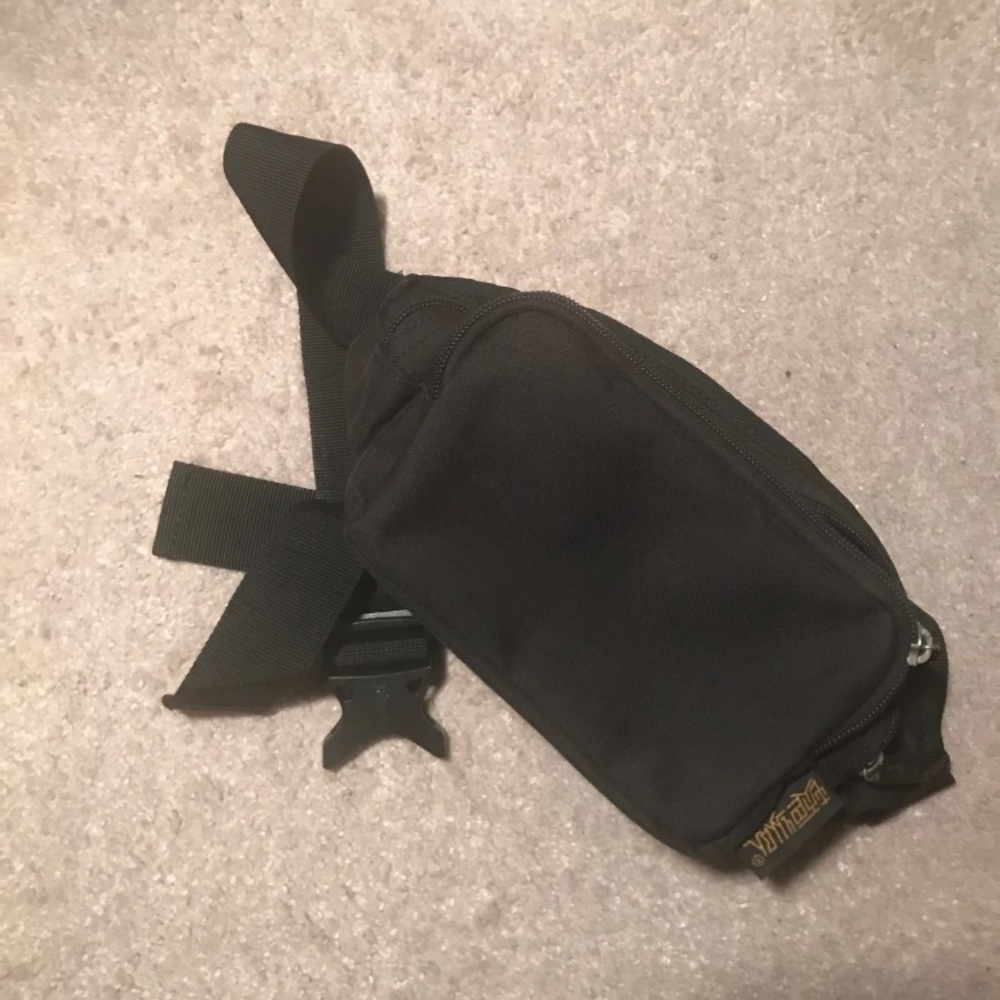 Fanny pack